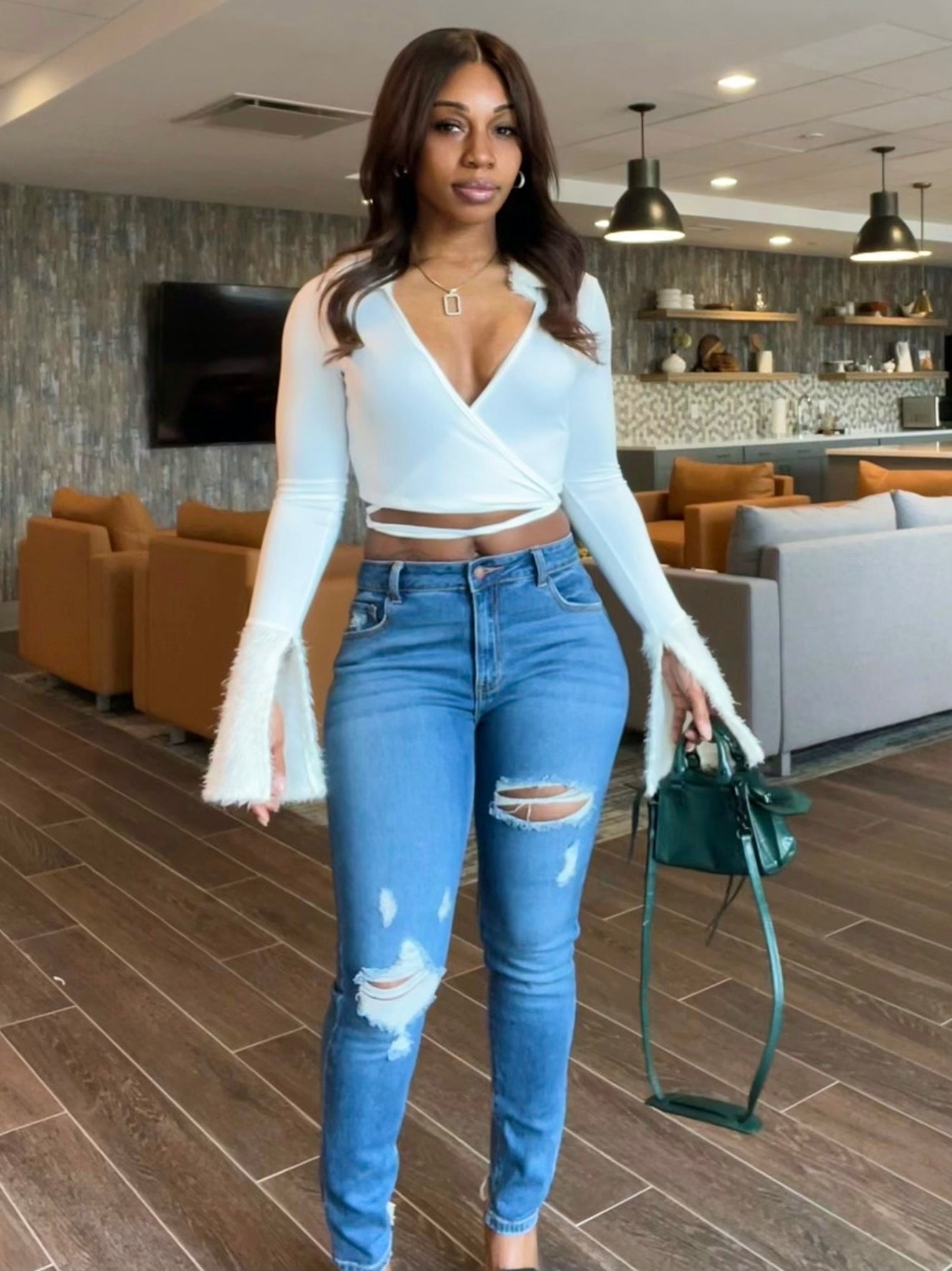 Good Genes distressed denim jeans