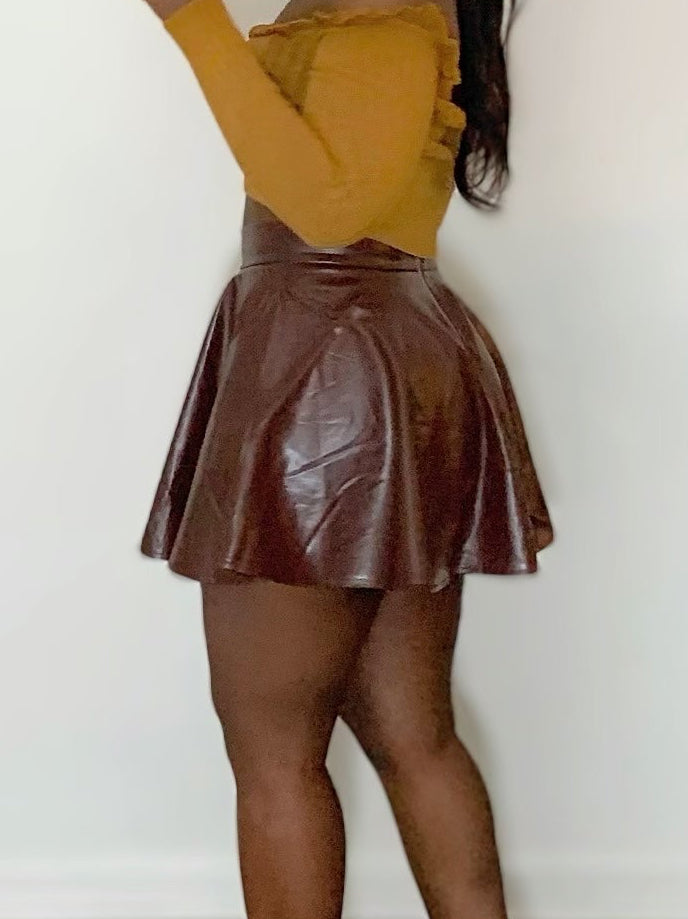 Eclair faux leather flare skirt